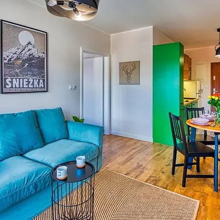 Monte By Royal Aparts *