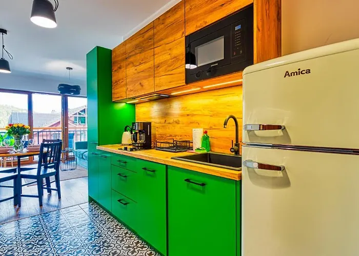 Monte By Royal Aparts *